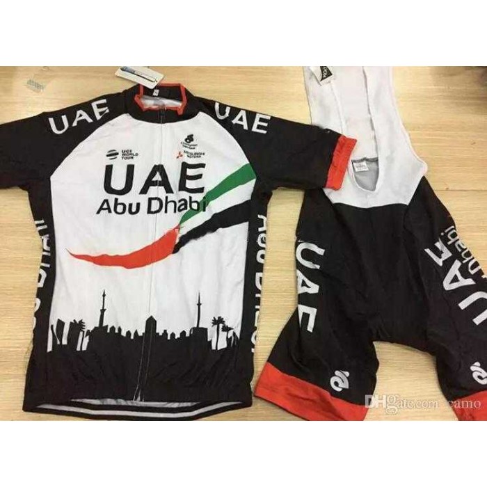 2017 Abu Dhabi Uae Fietskleding Set Fietsshirt Met Korte Mouwen+Korte Koersbroek
